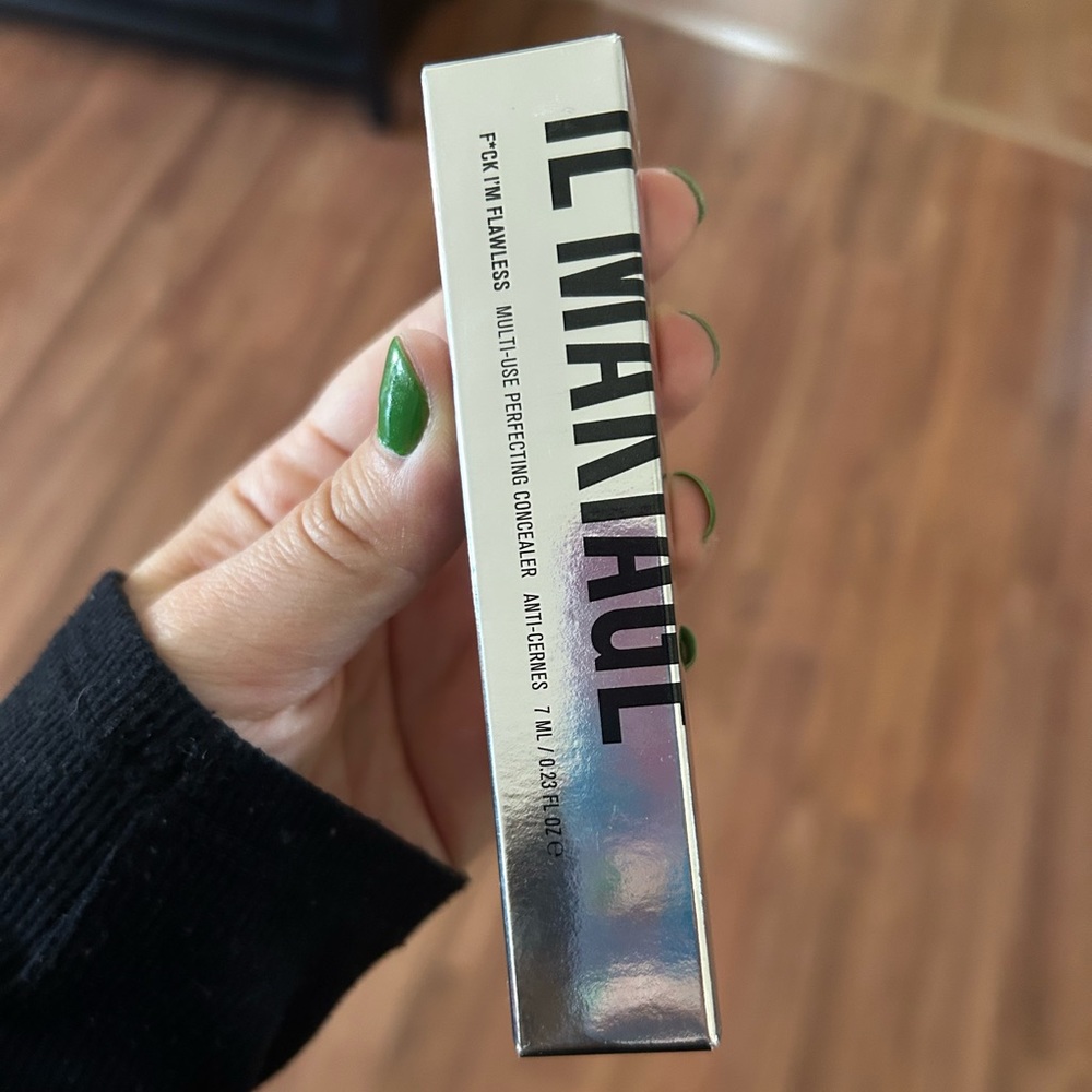 Unopened Il Makiage Concealer 3.5
